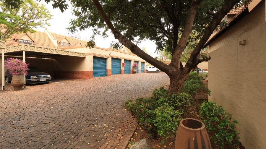 2 Bedroom Property for Sale in Equestria Gauteng