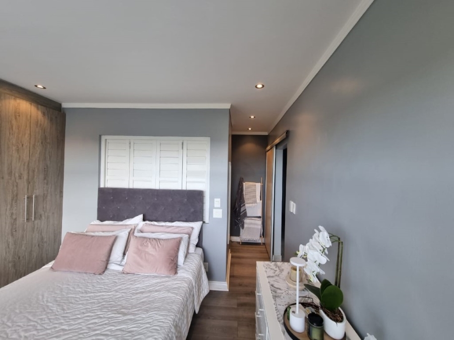 To Let  Bedroom Property for Rent in Sandhurst Gauteng