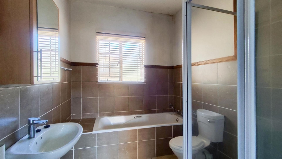 3 Bedroom Property for Sale in Rynfield Gauteng