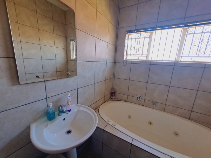 3 Bedroom Property for Sale in Homestead Gauteng