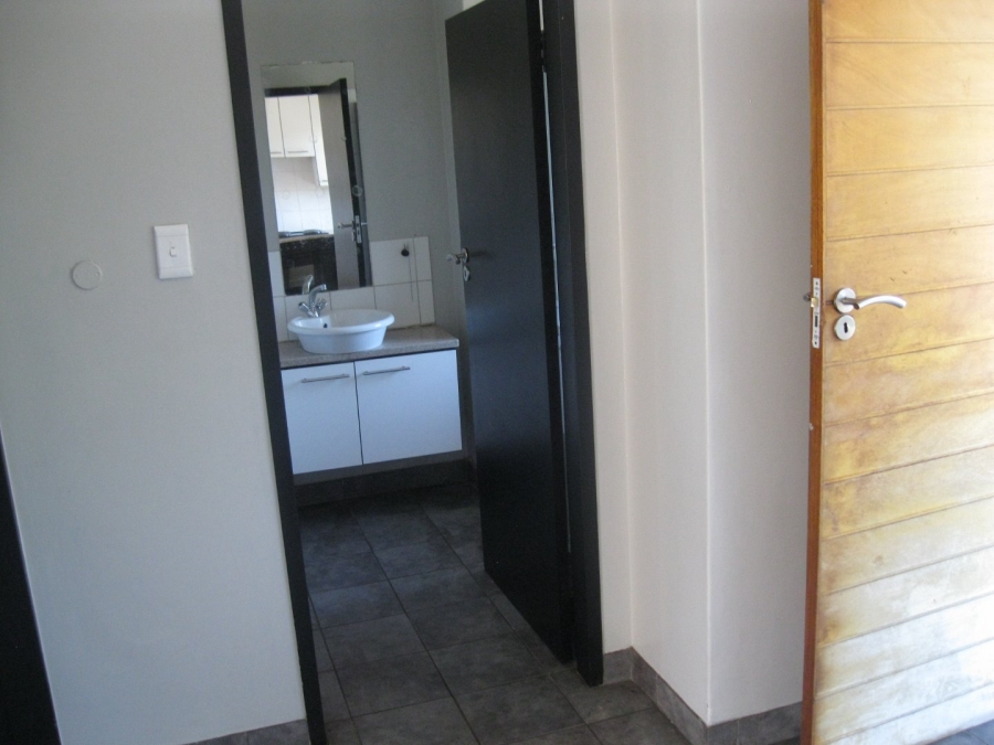 To Let 1 Bedroom Property for Rent in Hillcrest Gauteng