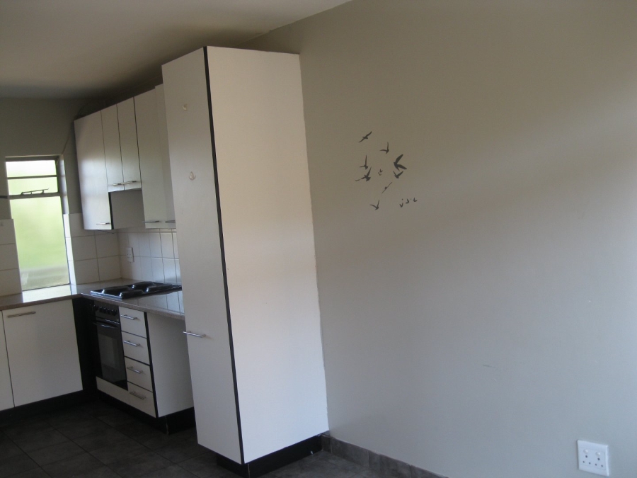 To Let 1 Bedroom Property for Rent in Hillcrest Gauteng