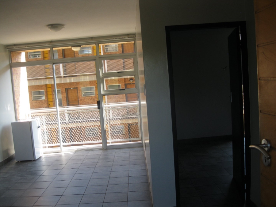 To Let 1 Bedroom Property for Rent in Hillcrest Gauteng