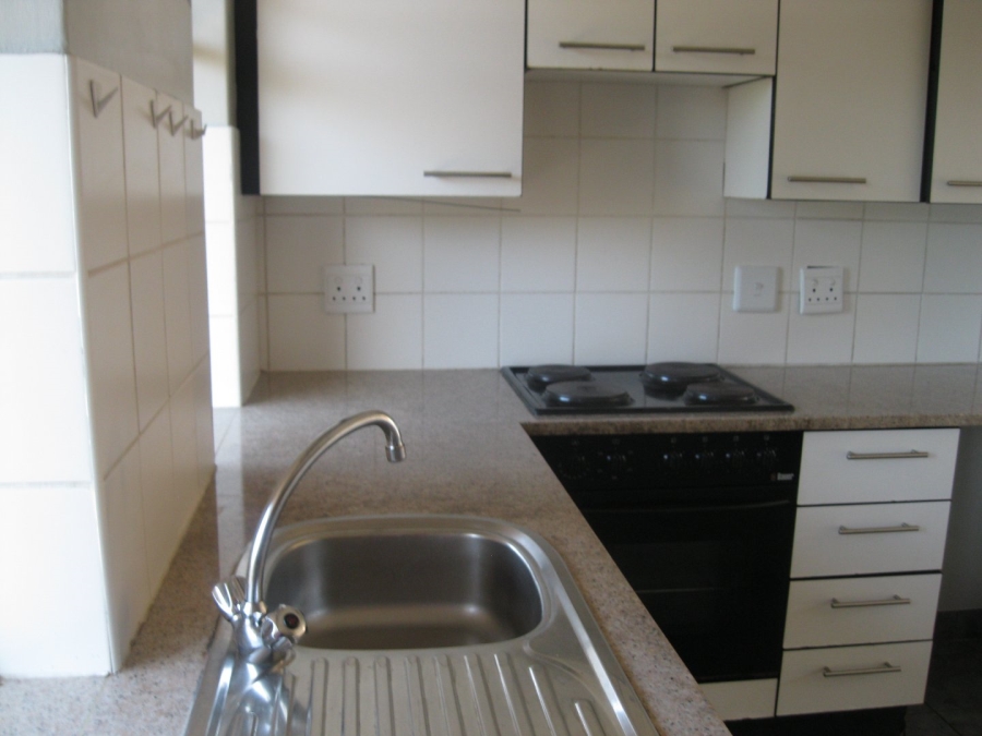 To Let 1 Bedroom Property for Rent in Hillcrest Gauteng