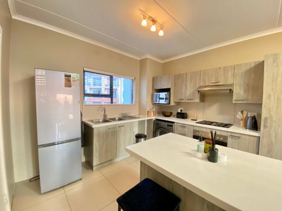 2 Bedroom Property for Sale in Erand Gardens Gauteng