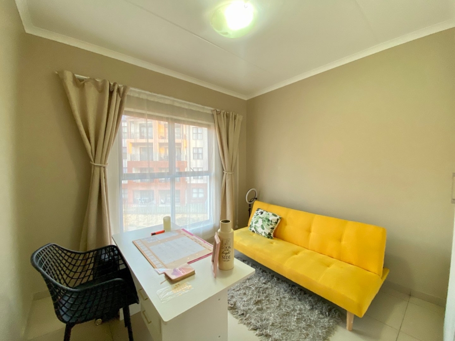 2 Bedroom Property for Sale in Erand Gardens Gauteng