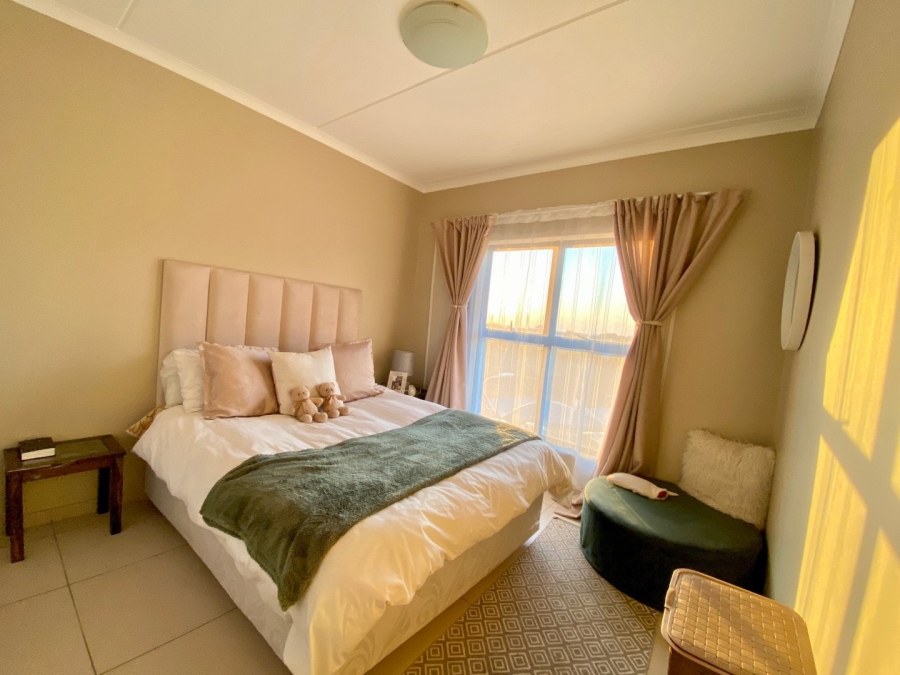 2 Bedroom Property for Sale in Erand Gardens Gauteng