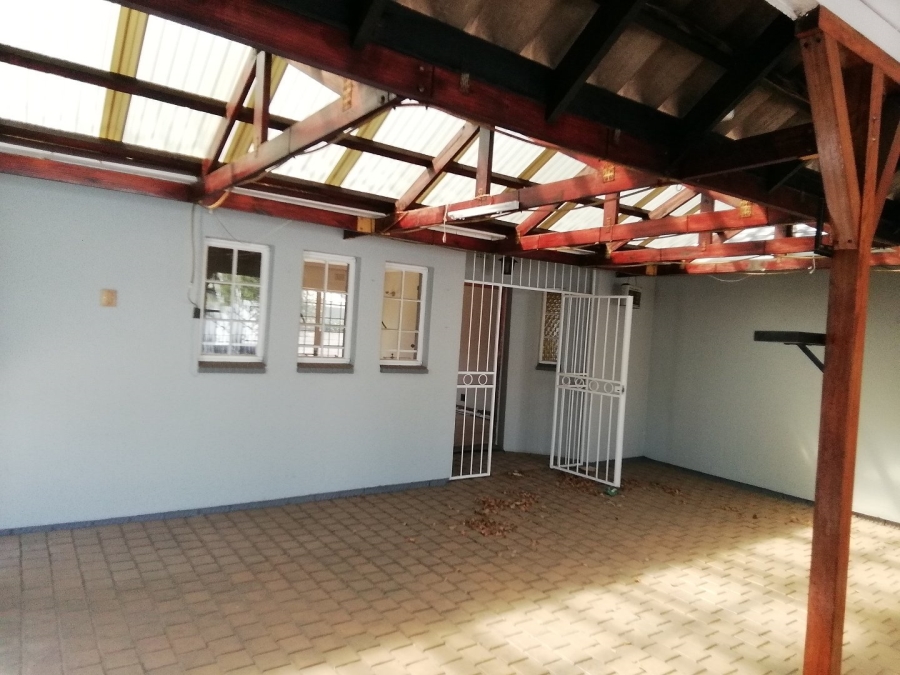 3 Bedroom Property for Sale in Van Riebeeck Park Gauteng