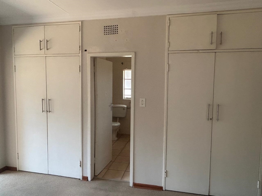 3 Bedroom Property for Sale in Van Riebeeck Park Gauteng