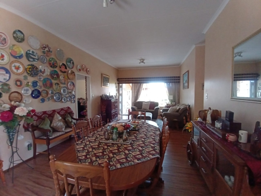 3 Bedroom Property for Sale in Noordheuwel Gauteng