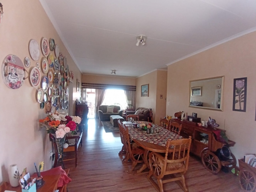 3 Bedroom Property for Sale in Noordheuwel Gauteng