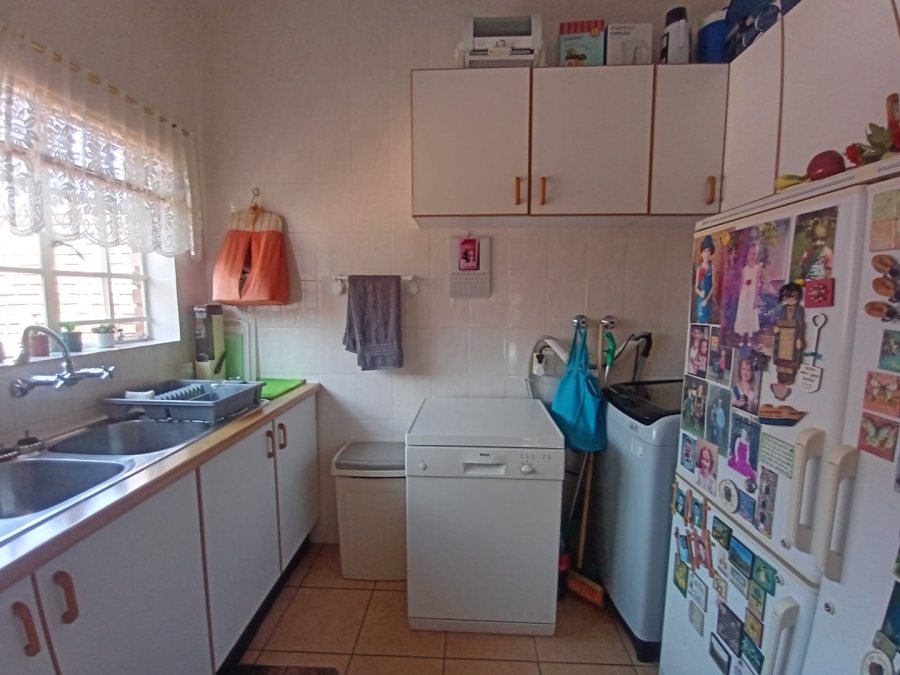 3 Bedroom Property for Sale in Noordheuwel Gauteng