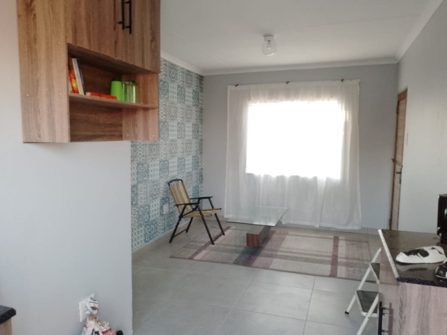 2 Bedroom Property for Sale in Chris Hani Gauteng