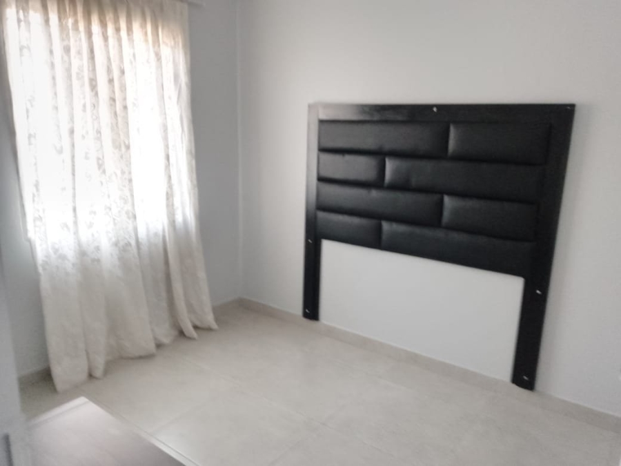 2 Bedroom Property for Sale in Chris Hani Gauteng