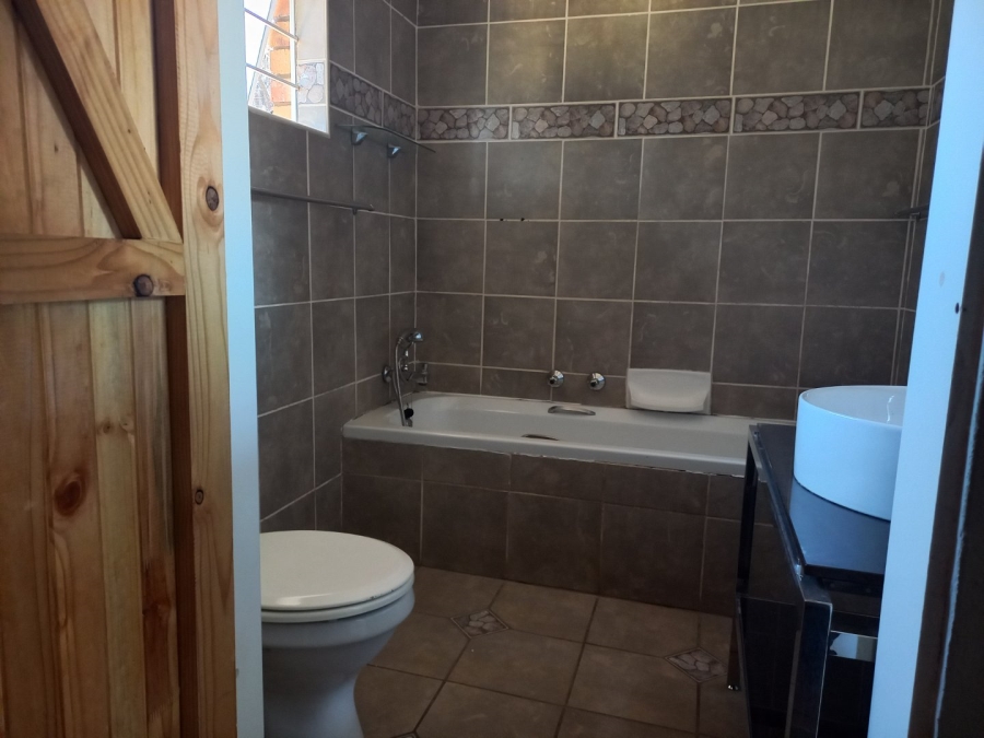 To Let 3 Bedroom Property for Rent in Overkruin Gauteng