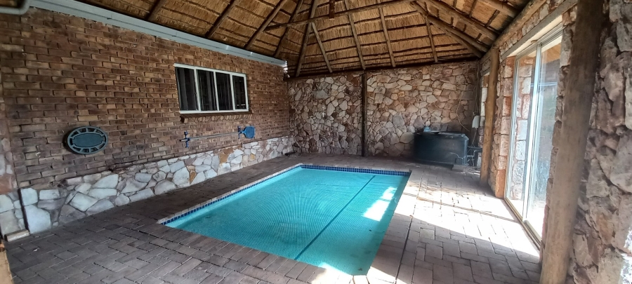 4 Bedroom Property for Sale in Overkruin Gauteng