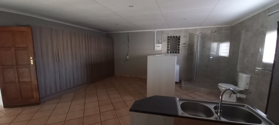 4 Bedroom Property for Sale in Overkruin Gauteng