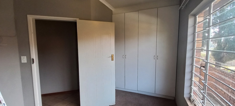 4 Bedroom Property for Sale in Overkruin Gauteng