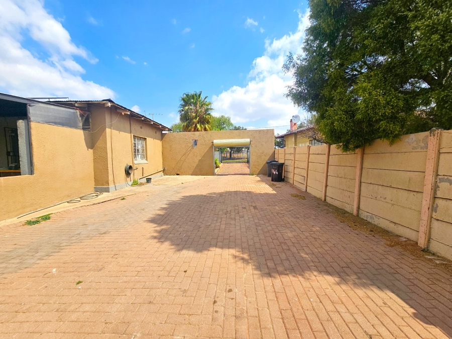 3 Bedroom Property for Sale in Brenthurst Gauteng