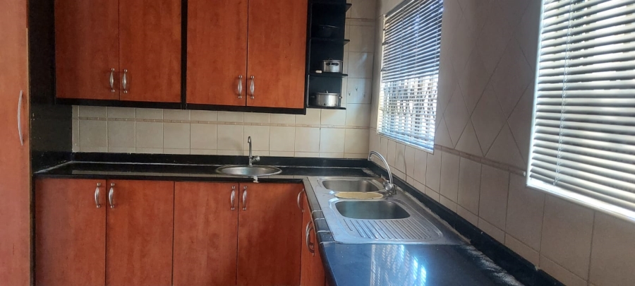 4 Bedroom Property for Sale in Liefde en Vrede Gauteng