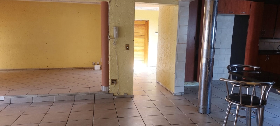 4 Bedroom Property for Sale in Liefde en Vrede Gauteng