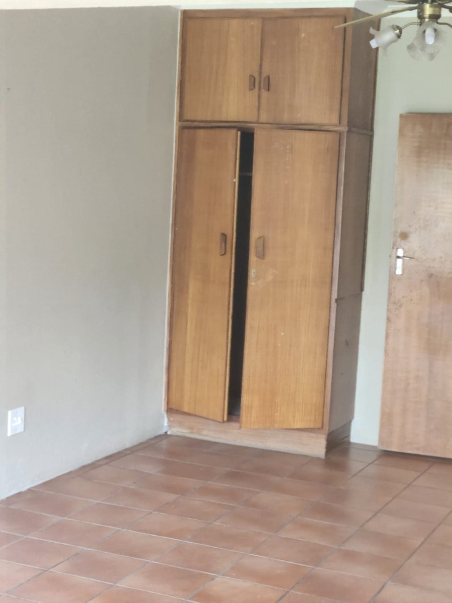 To Let 3 Bedroom Property for Rent in Bardene Gauteng