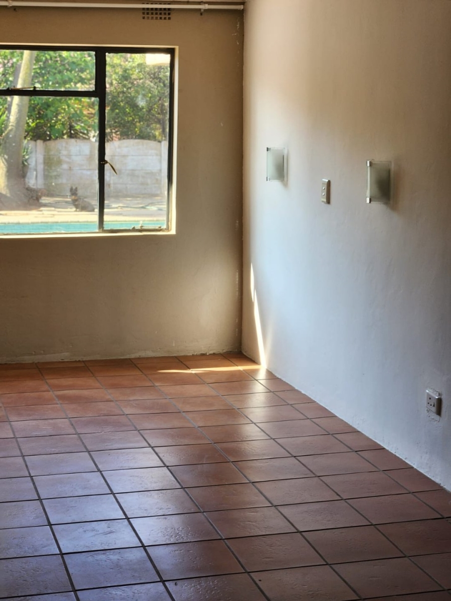 To Let 3 Bedroom Property for Rent in Bardene Gauteng