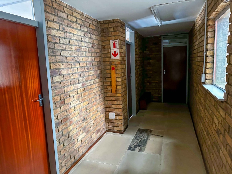 To Let commercial Property for Rent in Strijdom Park Gauteng