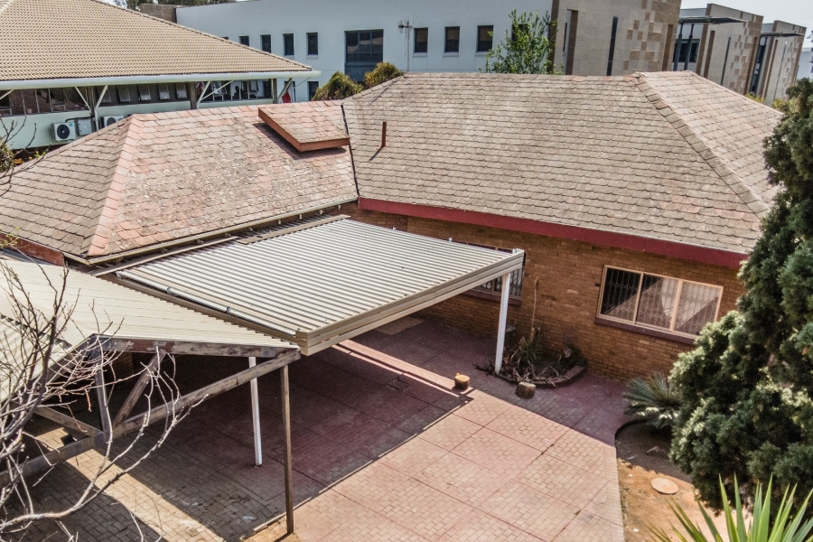 4 Bedroom Property for Sale in Baileys Muckleneuk Gauteng