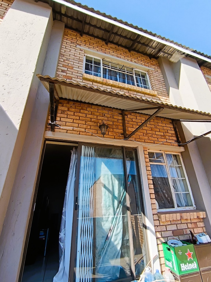 2 Bedroom Property for Sale in Primrose Hill Gauteng