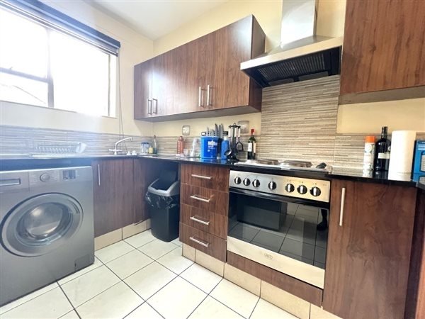 2 Bedroom Property for Sale in Sandton Central Gauteng