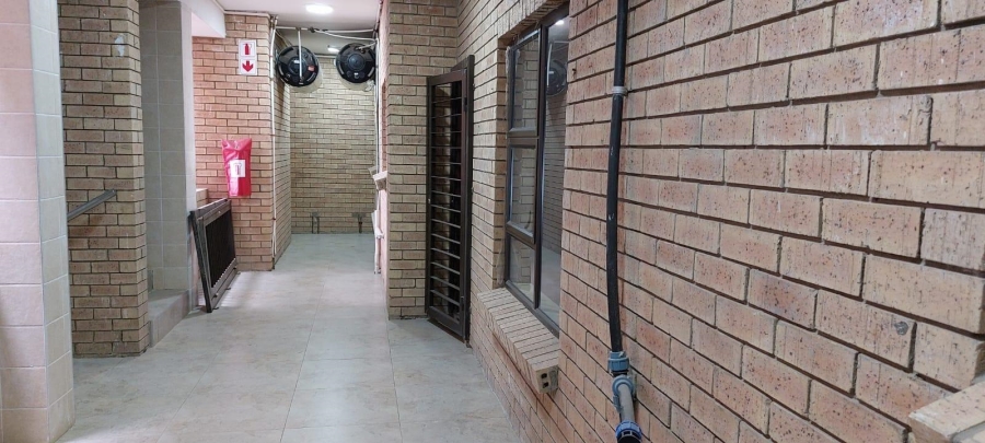 To Let 3 Bedroom Property for Rent in Lenasia Gauteng