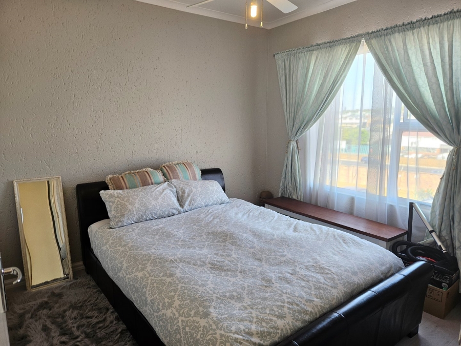 3 Bedroom Property for Sale in Bromhof Gauteng