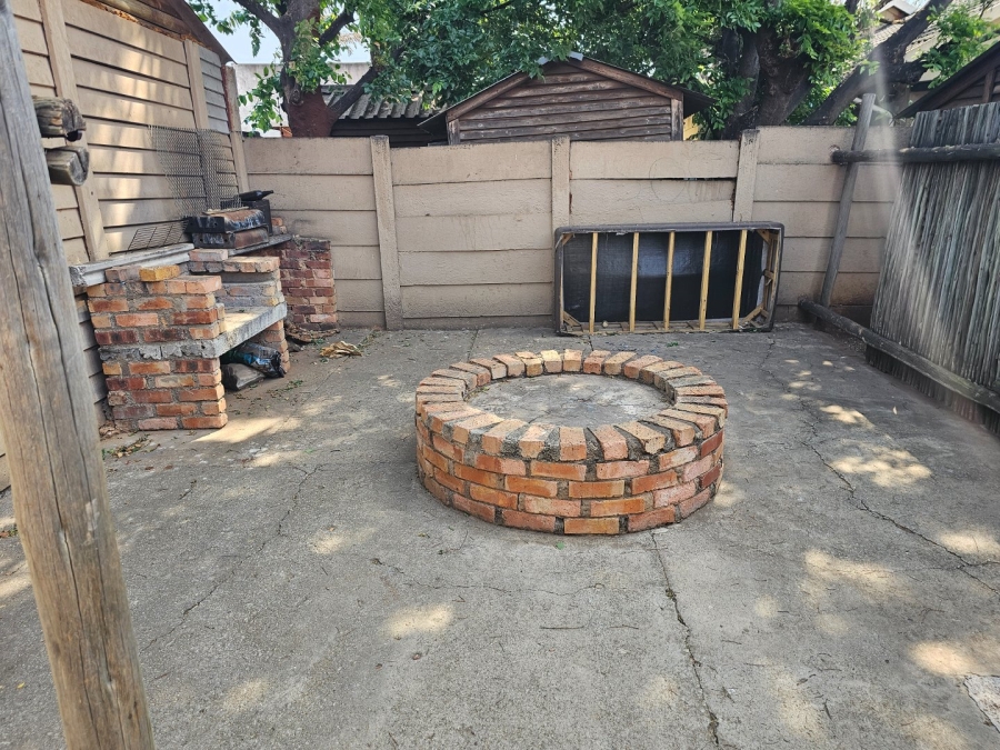 5 Bedroom Property for Sale in Montana Tuine Gauteng