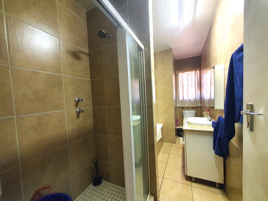 2 Bedroom Property for Sale in Noordhang Gauteng