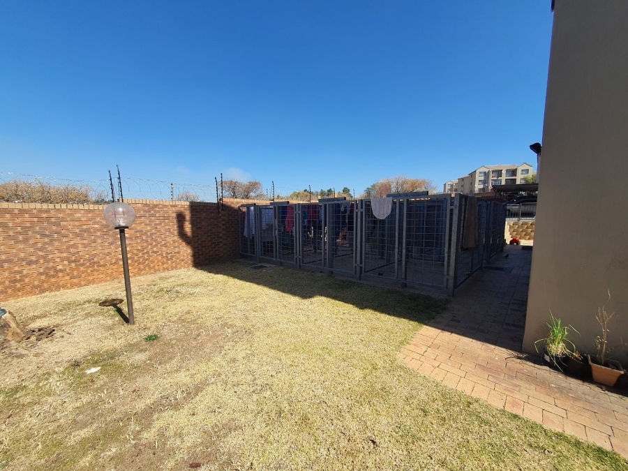 2 Bedroom Property for Sale in Noordhang Gauteng