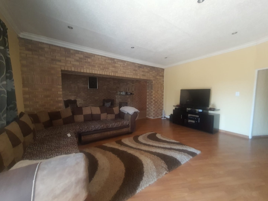 3 Bedroom Property for Sale in Westdene Gauteng