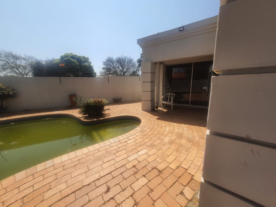 3 Bedroom Property for Sale in Westdene Gauteng