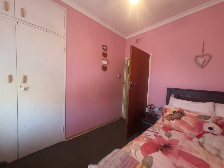 3 Bedroom Property for Sale in Roodepoort West Gauteng