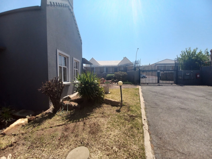 2 Bedroom Property for Sale in Heidelberg Gauteng