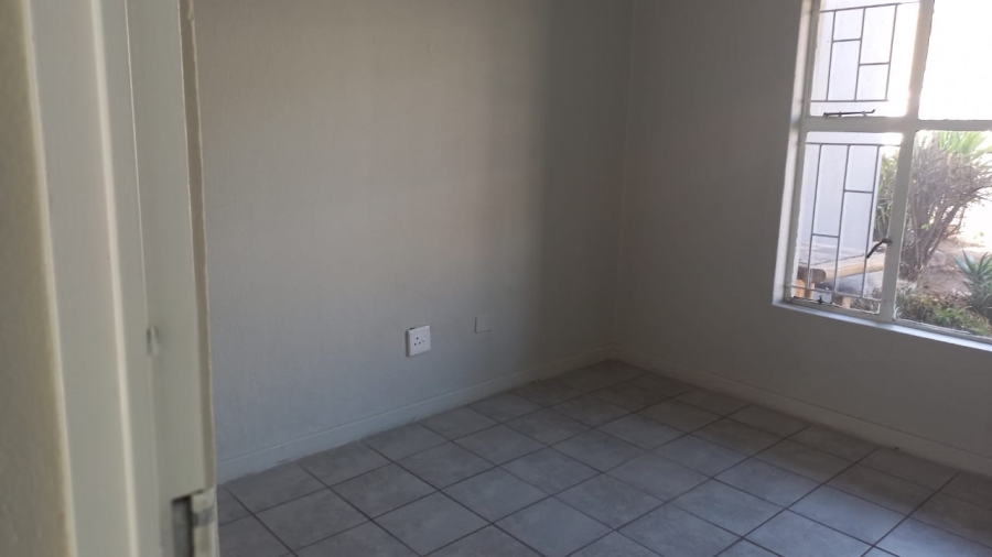 2 Bedroom Property for Sale in Heidelberg Gauteng