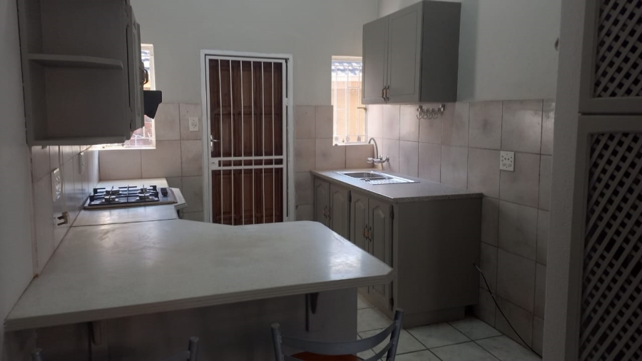 2 Bedroom Property for Sale in Heidelberg Gauteng