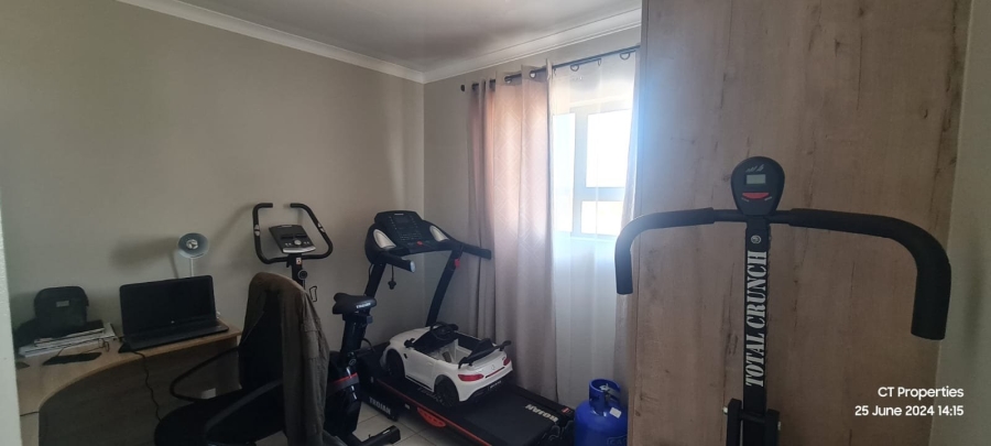 3 Bedroom Property for Sale in Kenleaf Gauteng