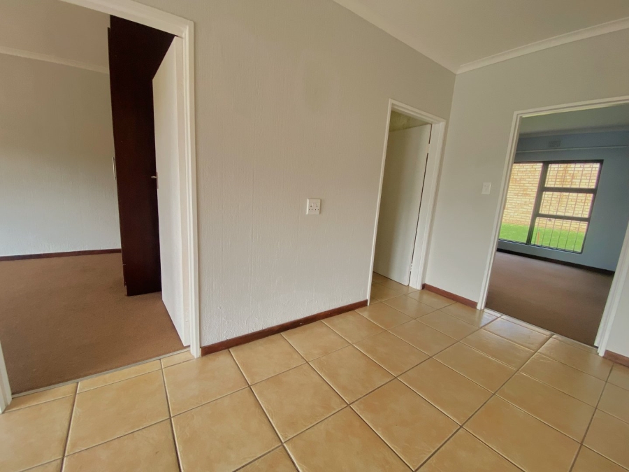 2 Bedroom Property for Sale in Monument Gauteng