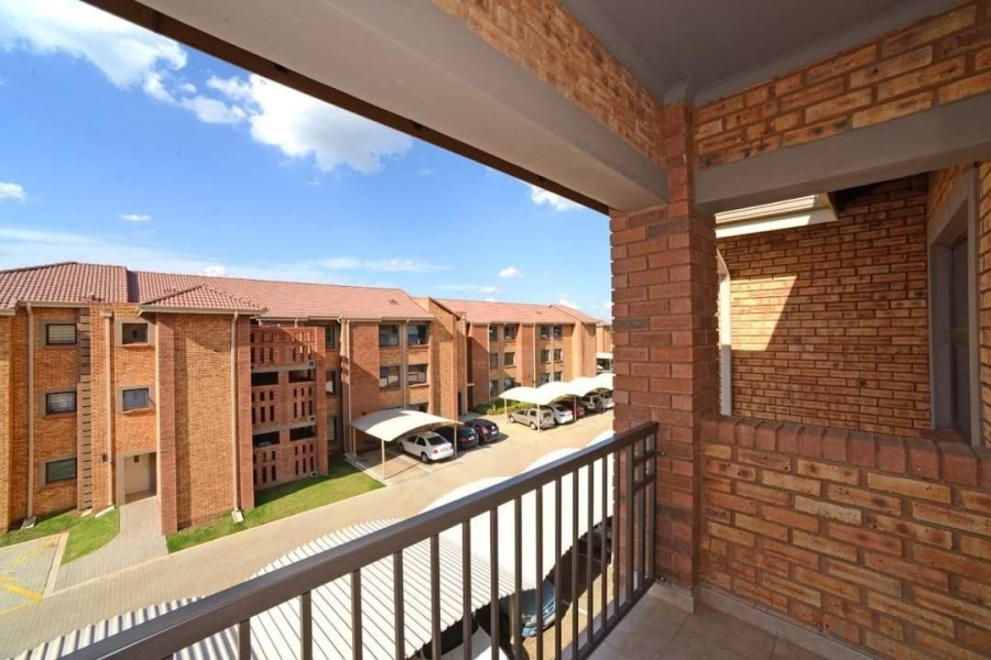 To Let 1 Bedroom Property for Rent in Brentwood Park AH Gauteng