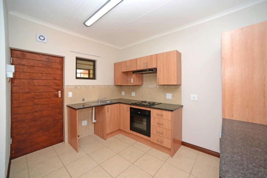 To Let 1 Bedroom Property for Rent in Brentwood Park AH Gauteng