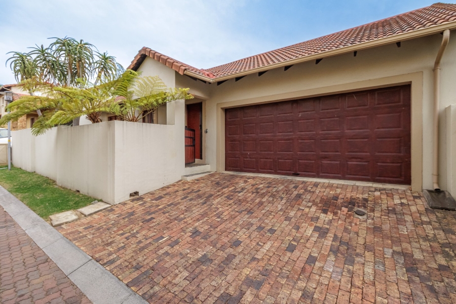 2 Bedroom Property for Sale in Willowbrook Gauteng