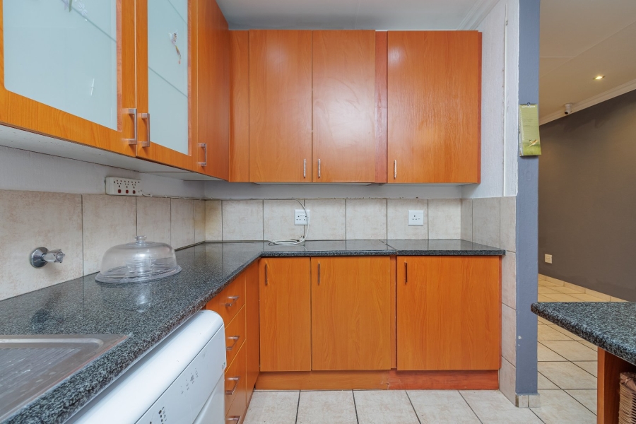 2 Bedroom Property for Sale in Willowbrook Gauteng