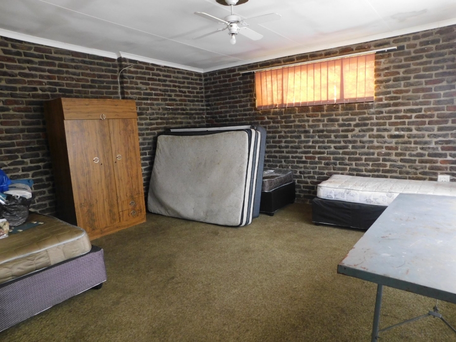 To Let 4 Bedroom Property for Rent in Krugersdorp West Gauteng