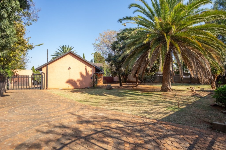 4 Bedroom Property for Sale in Ravensklip Gauteng